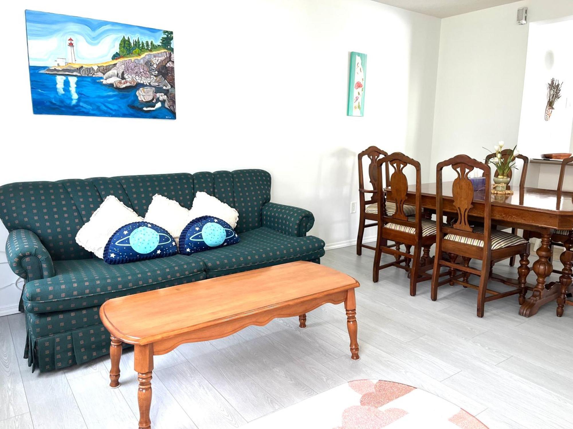 Summer Breeze Hotel Sooke Exterior photo
